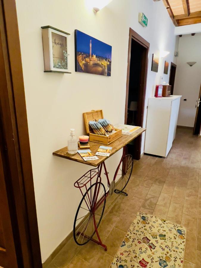 Podere La Miniera Relax & Food Siena Eksteriør billede